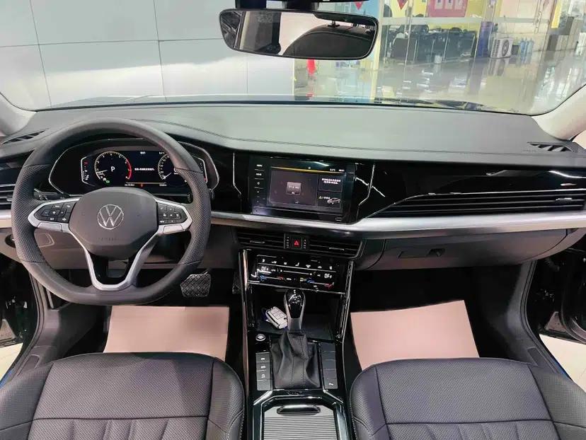 Volkswagen Passat 2025 Outstanding Model 380TSI Starry Dragon Edition — миниатюра 31