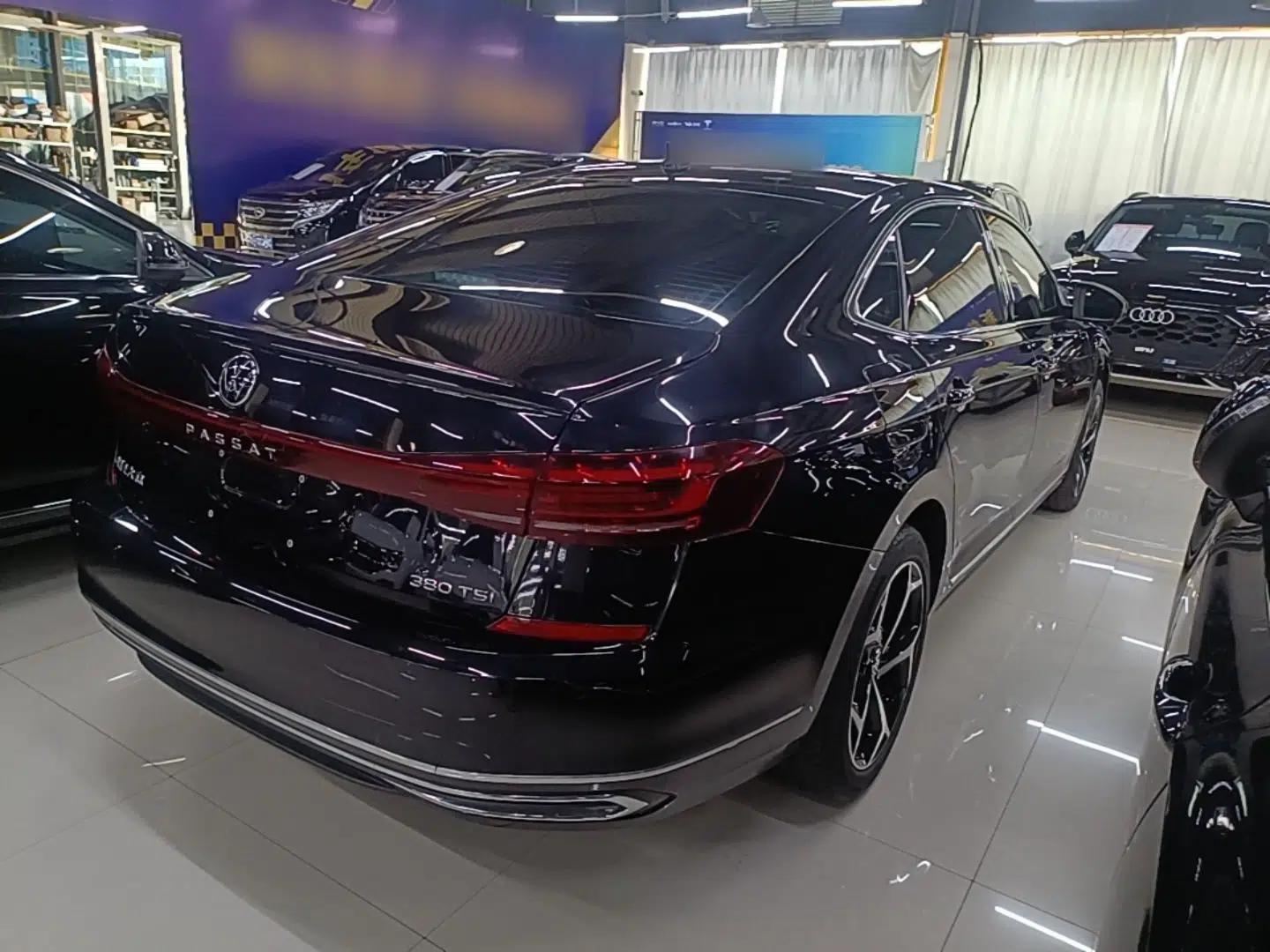 Volkswagen Passat 2025 Outstanding Model 380TSI Starry Dragon Edition — миниатюра 6