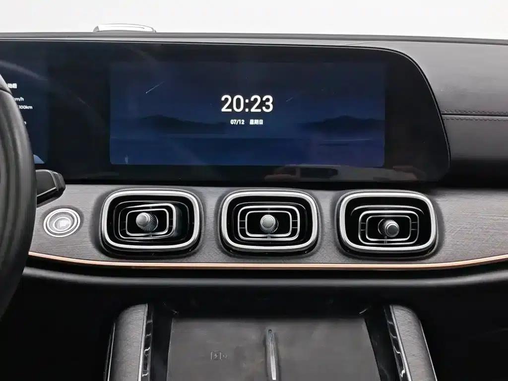 Chery Tiggo 9 2023 2.0T Dual-Clutch Two-Wheel Drive Luxury Edition 5-Seater — миниатюра 12