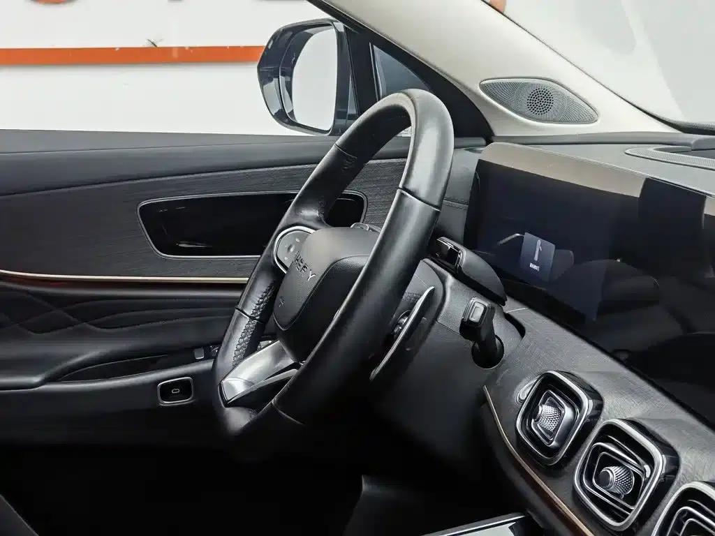Chery Tiggo 9 2023 2.0T Dual-Clutch Two-Wheel Drive Premium Edition 5-Seater — миниатюра 22
