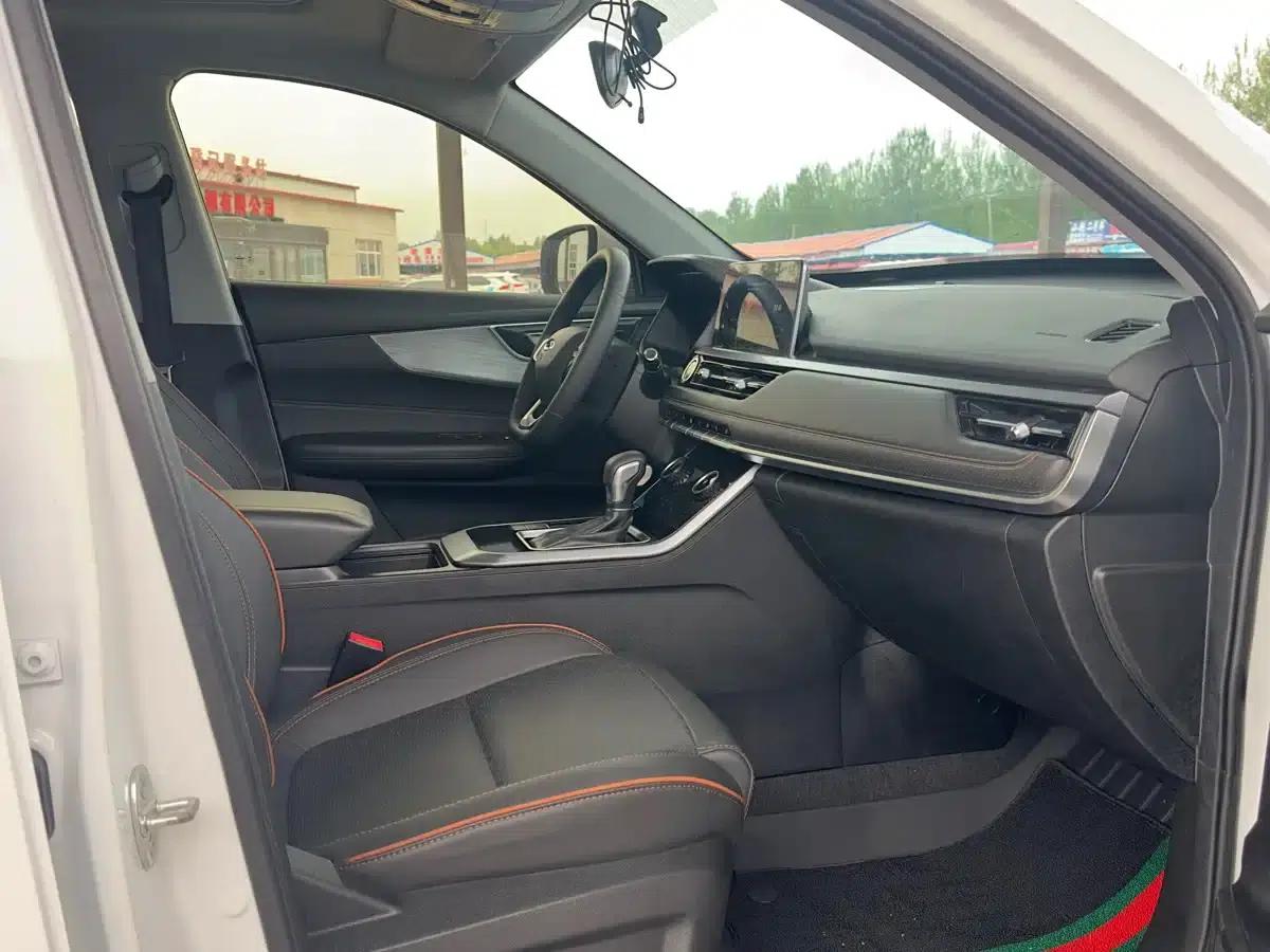 Chery Tiggo 5x 2022 Super Hero Edition 1.5L CVT Luxury — миниатюра 6