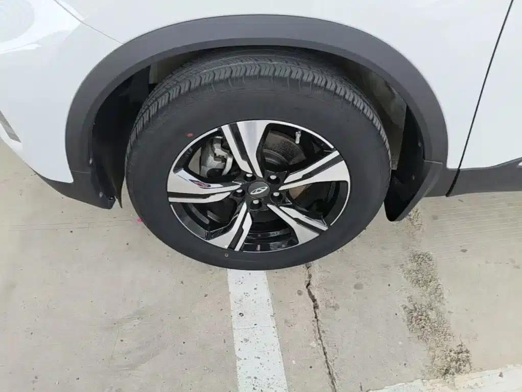 Chery Tiggo 5x 2020 1.5L CVT Fashion Edition — миниатюра 23