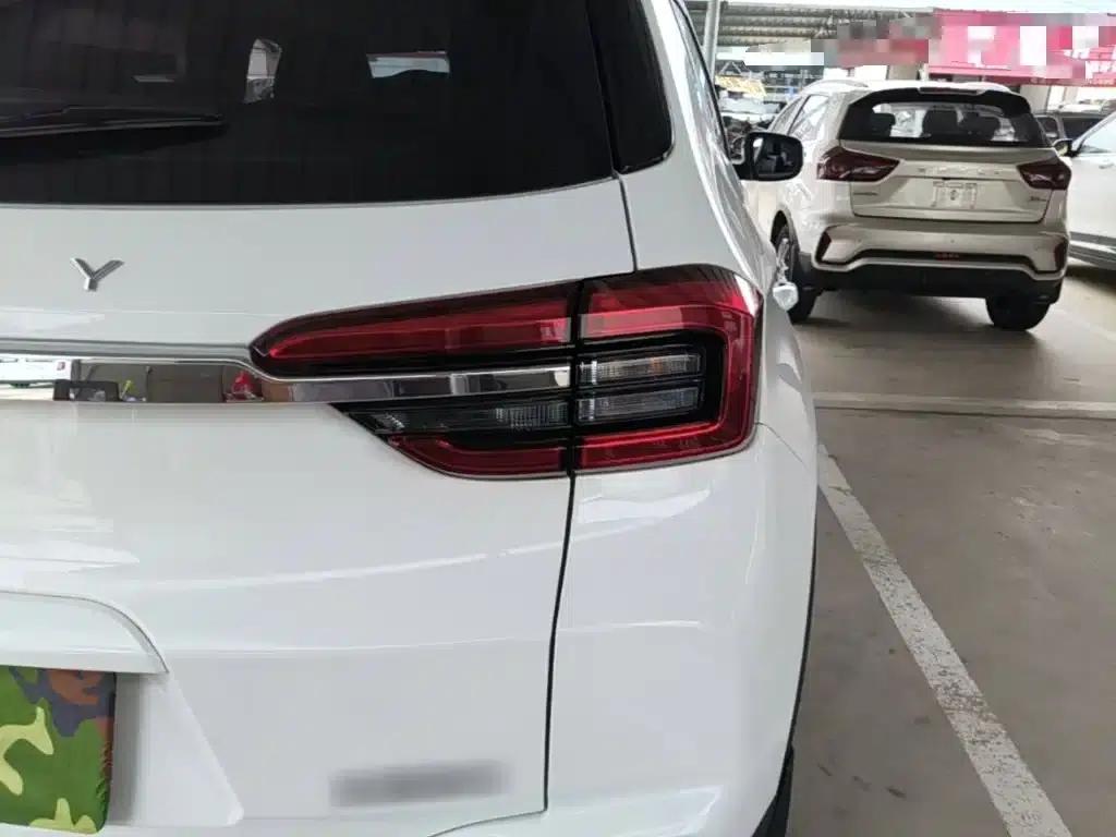 Chery Tiggo 5x 2020 1.5L CVT Fashion Edition — миниатюра 8