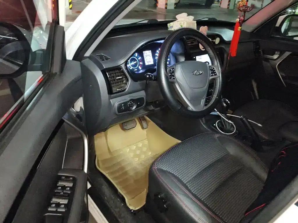 Chery Tiggo 3 2016 1.6L CVT Smart Edition — миниатюра 12