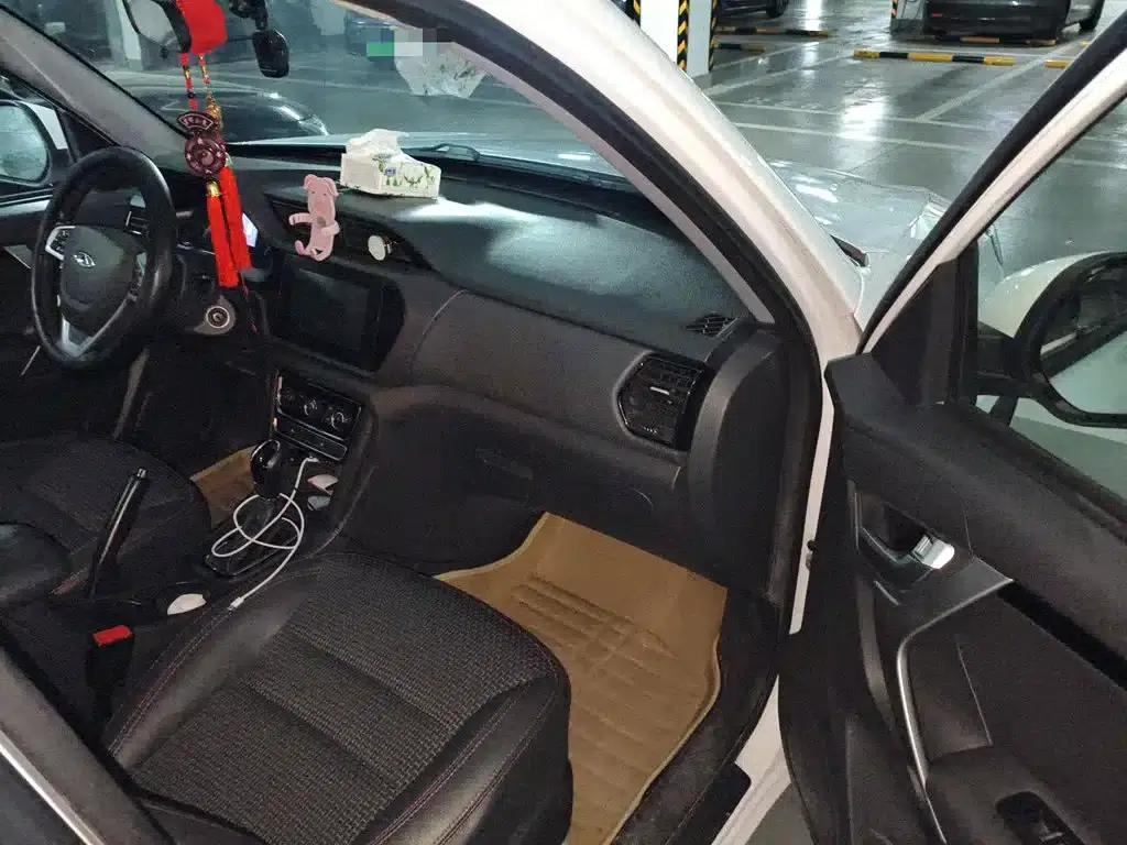 Chery Tiggo 3 2016 1.6L CVT Smart Edition — миниатюра 21