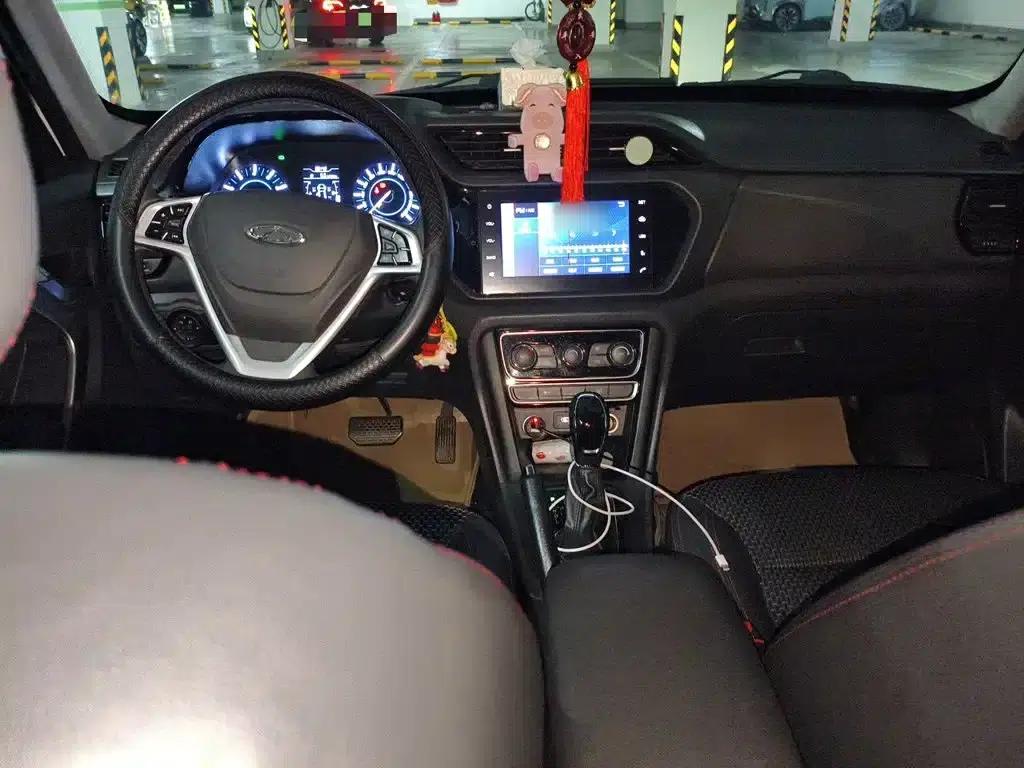 Chery Tiggo 3 2016 1.6L CVT Smart Edition — миниатюра 5