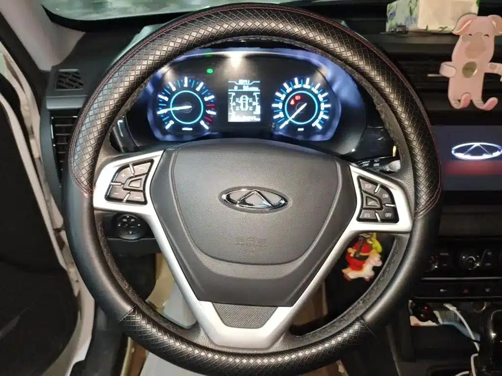 Chery Tiggo 3 2016 1.6L CVT Smart Edition — миниатюра 6