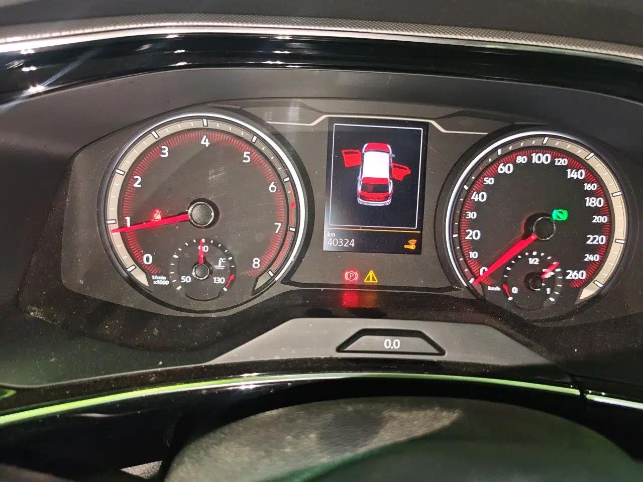 Volkswagen Tayron 2020 330TSI Two-Wheel Drive Luxury Smart Connectivity Version — миниатюра 11