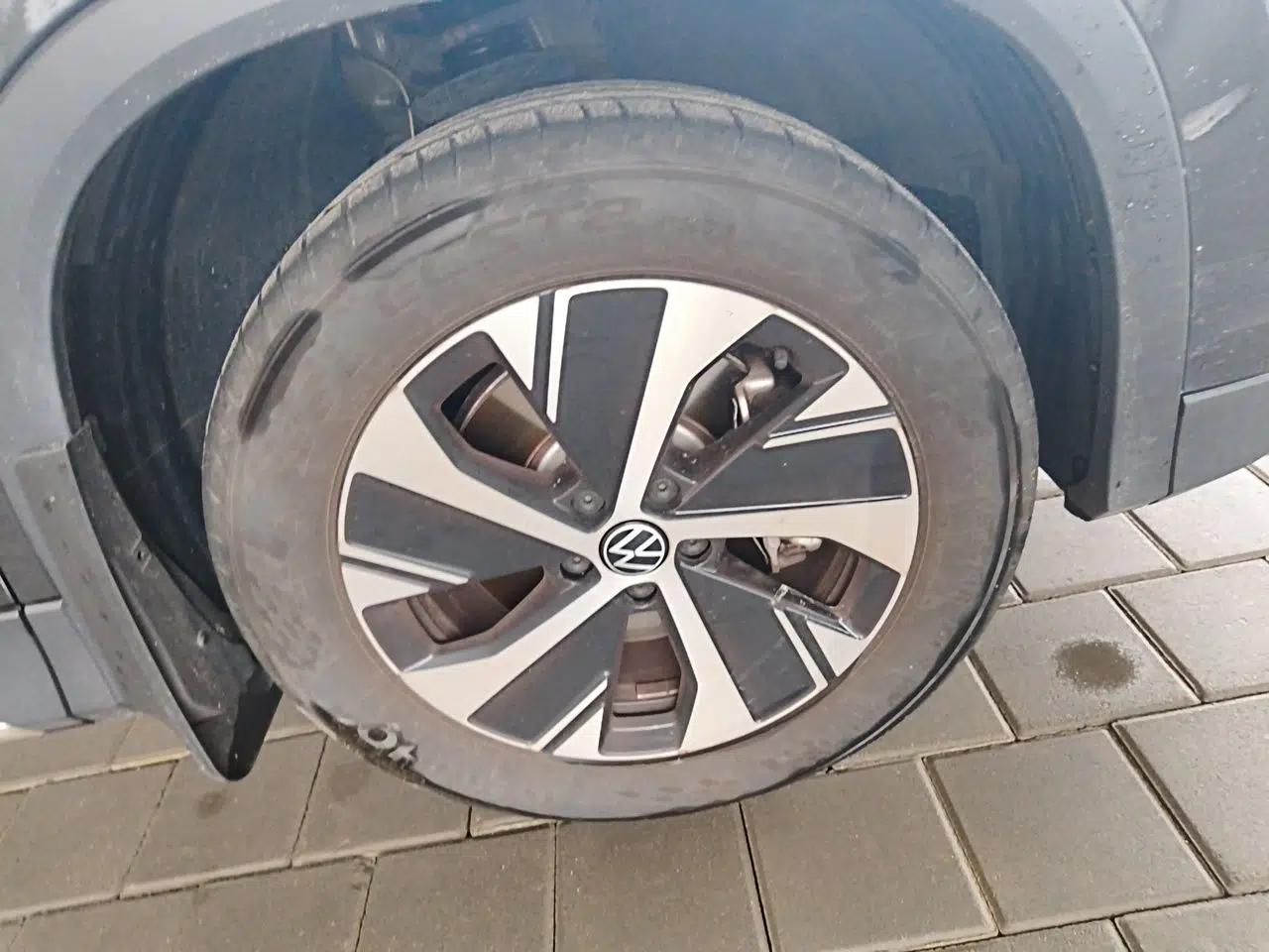 Volkswagen Tayron 2025 Tiguan L 330TSI Two-Wheel-Drive Elite — миниатюра 8