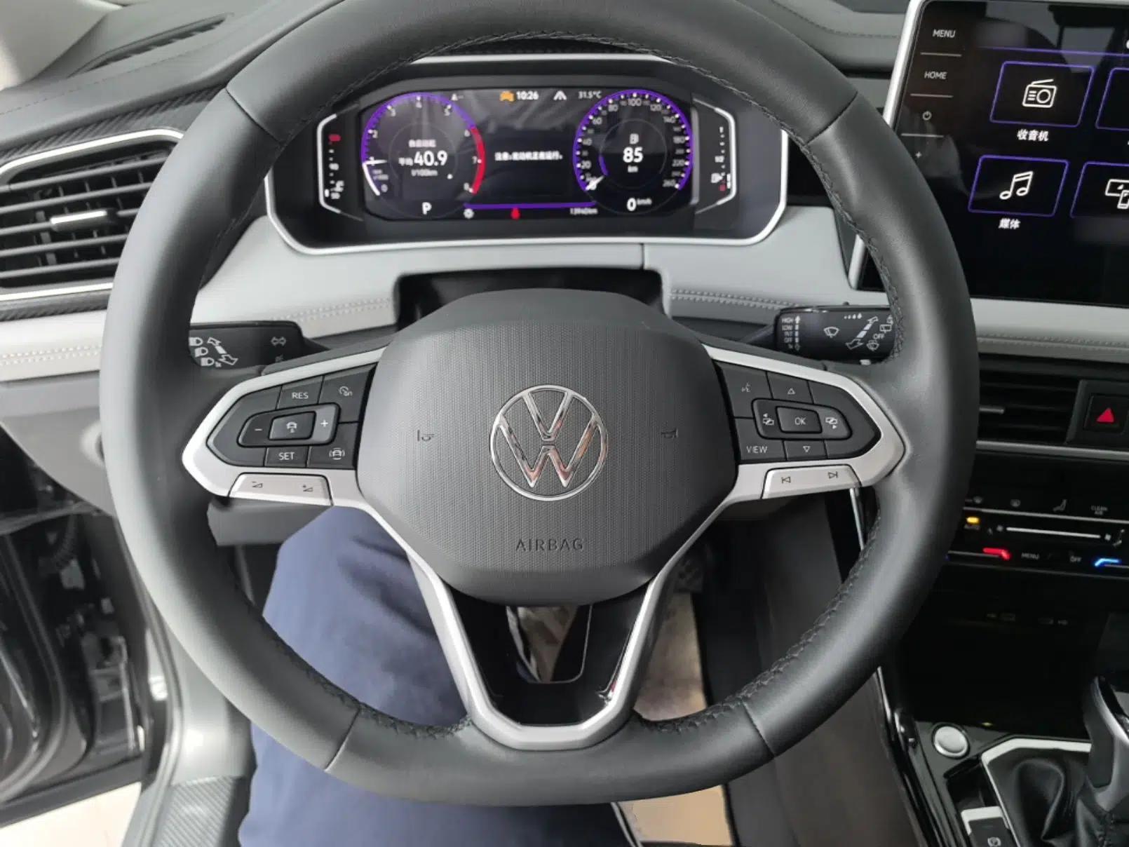Volkswagen Tayron 2025 Zhongxiang Version 300TSI — миниатюра 13