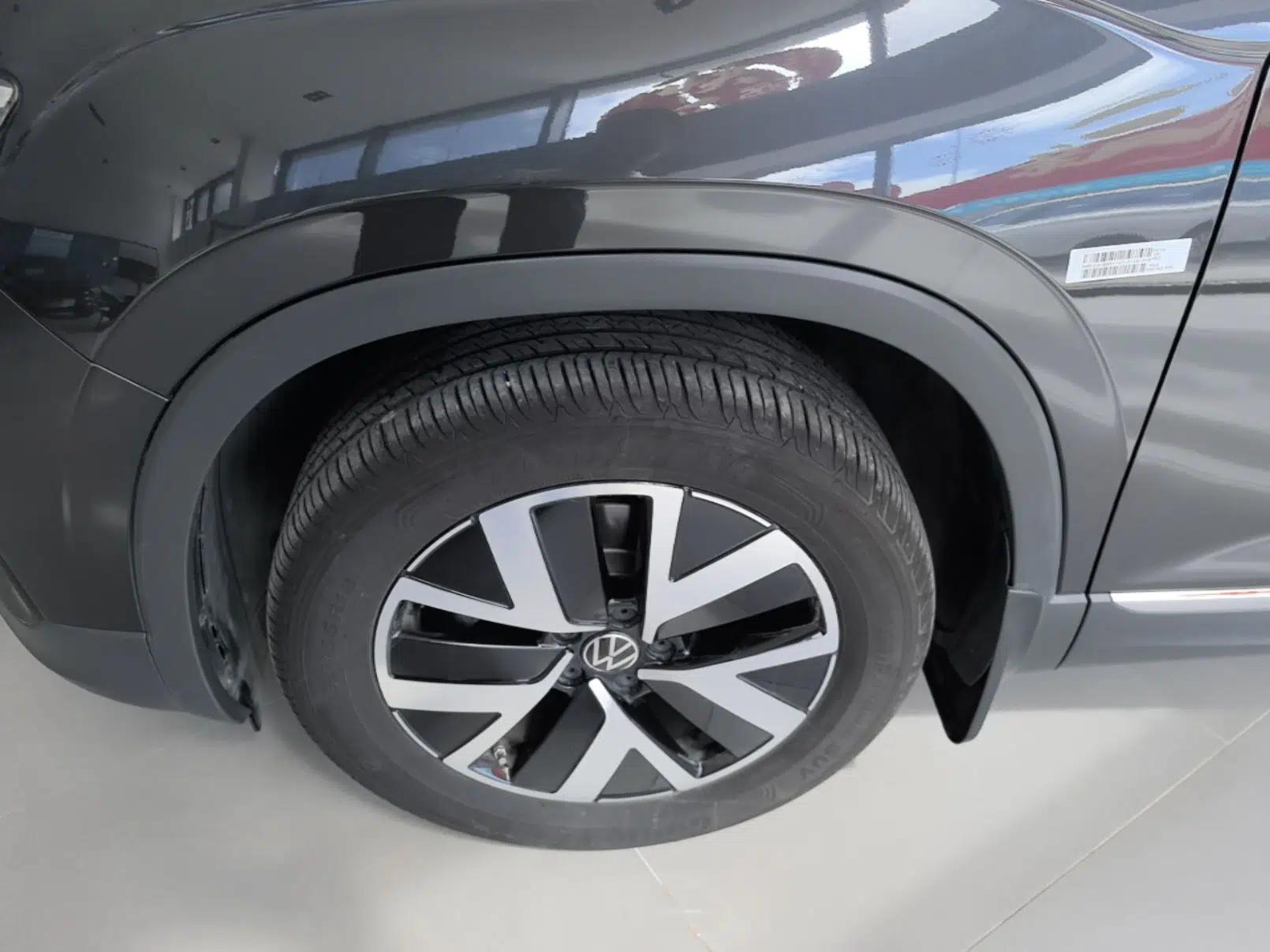 Volkswagen Tayron 2025 Zhongxiang Version 300TSI — миниатюра 10
