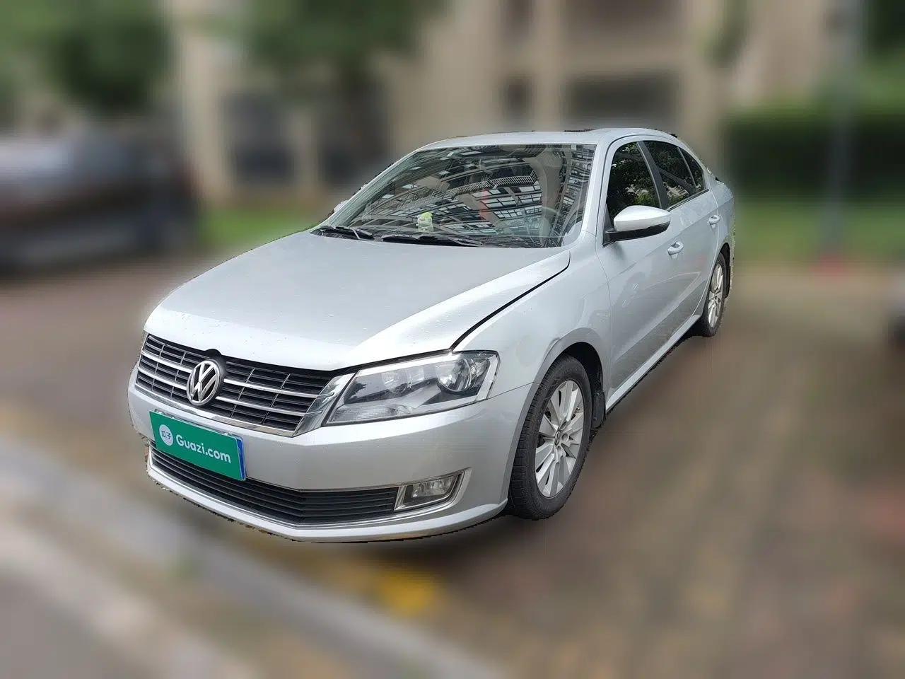 Volkswagen Lavida 2013 Restyled Classic 1.6L Automatic Comfort Edition — миниатюра 1
