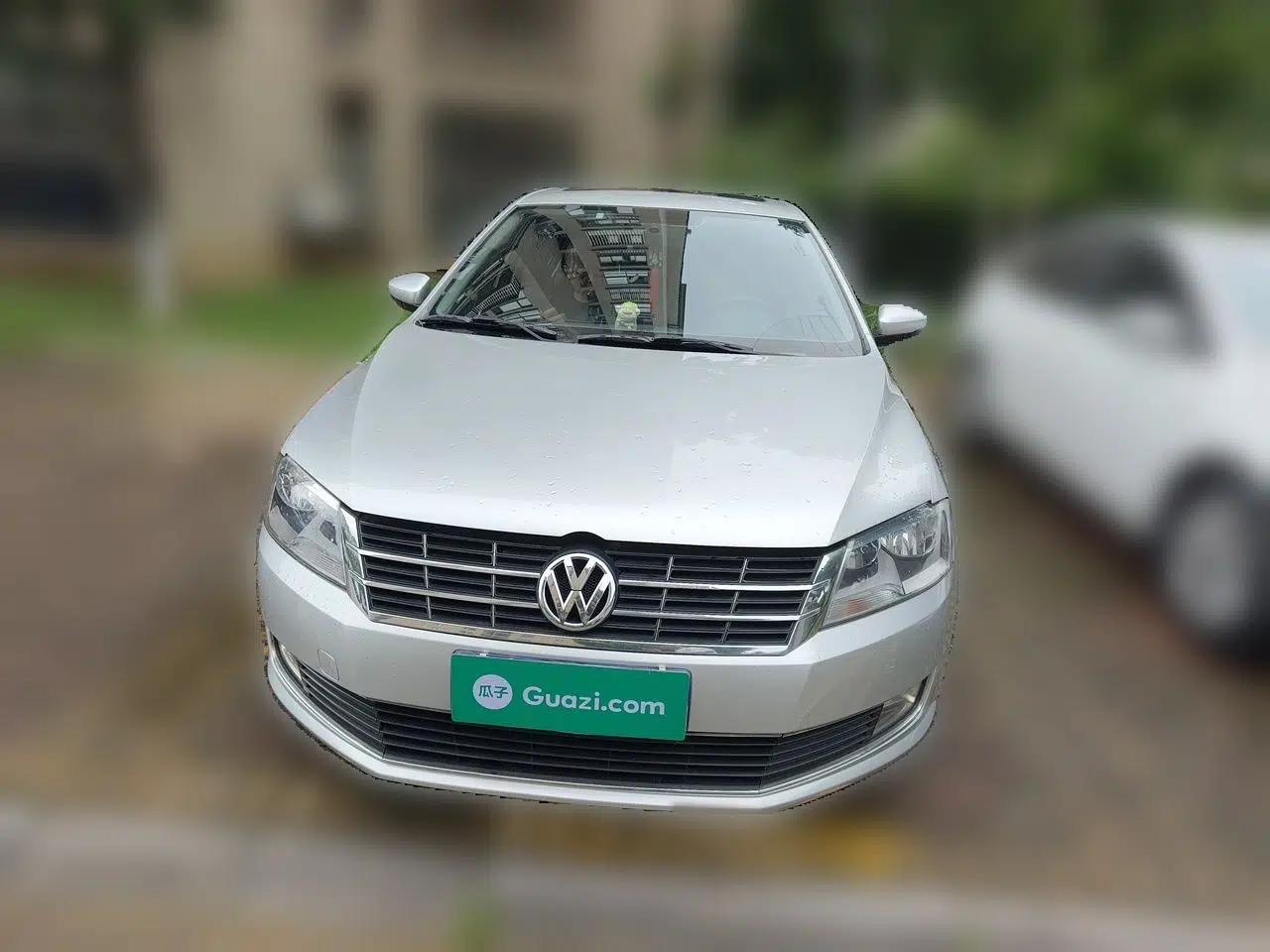 Volkswagen Lavida 2013 Restyled Classic 1.6L Automatic Comfort Edition — миниатюра 2