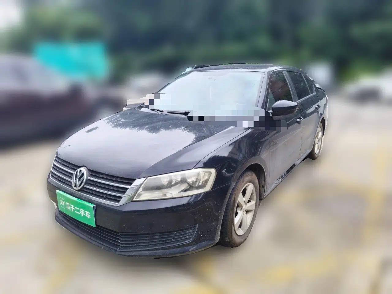 Volkswagen Lavida 2013 Revised Classic 1.6L Manual Fashion Edition — миниатюра 1