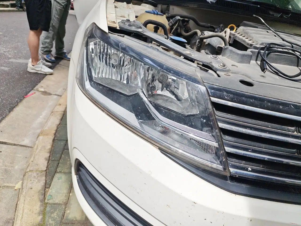 Volkswagen Lavida 2015 1.6L Manual Fashion Edition — миниатюра 7