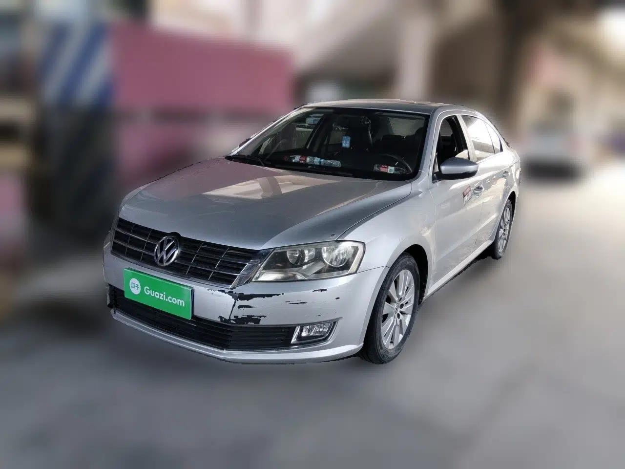 Volkswagen Lavida 2013 Restyled Classic 1.6L Manual Comfort Edition — миниатюра 1