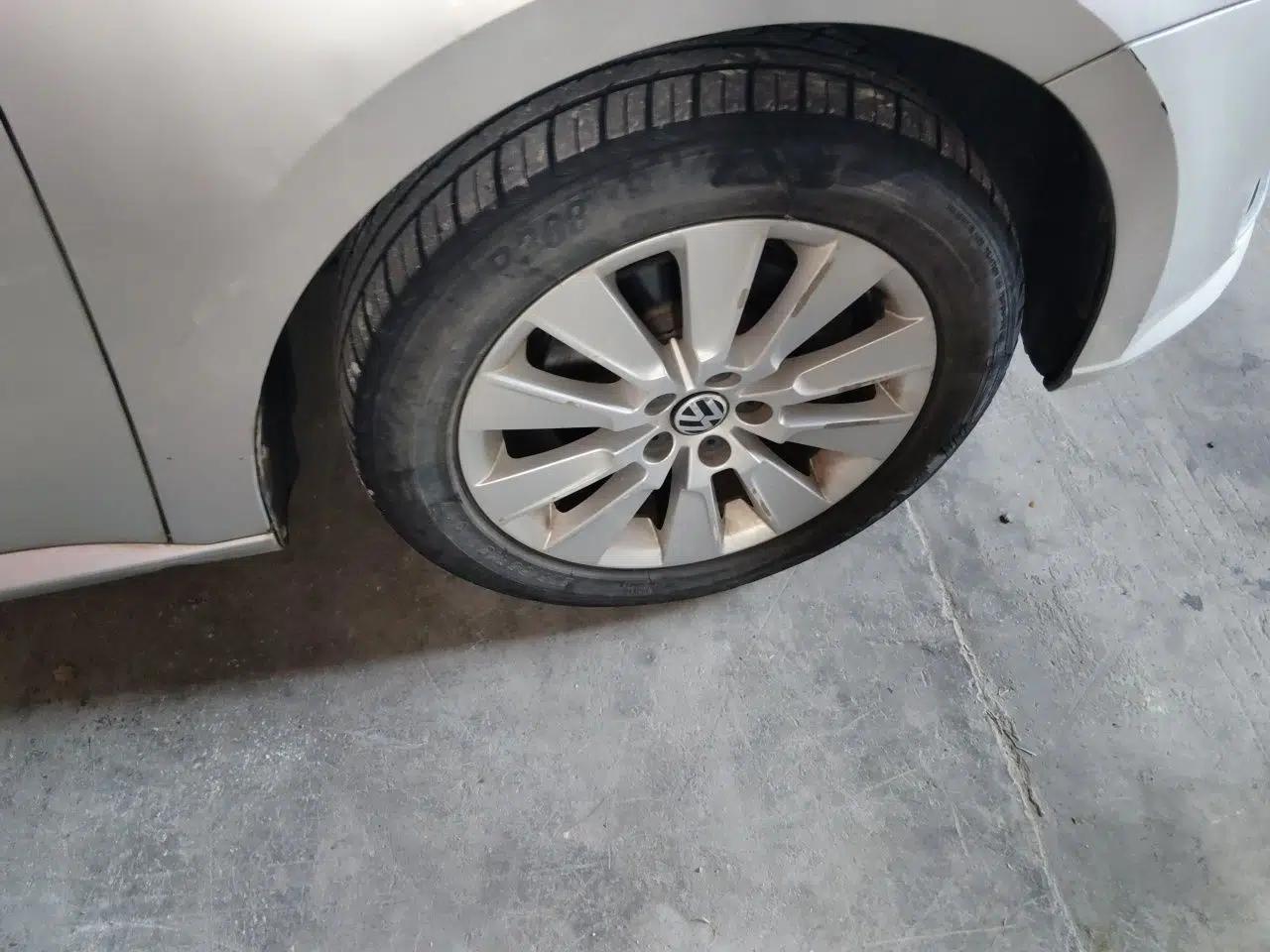 Volkswagen Lavida 2013 Restyled Classic 1.6L Manual Comfort Edition — миниатюра 8