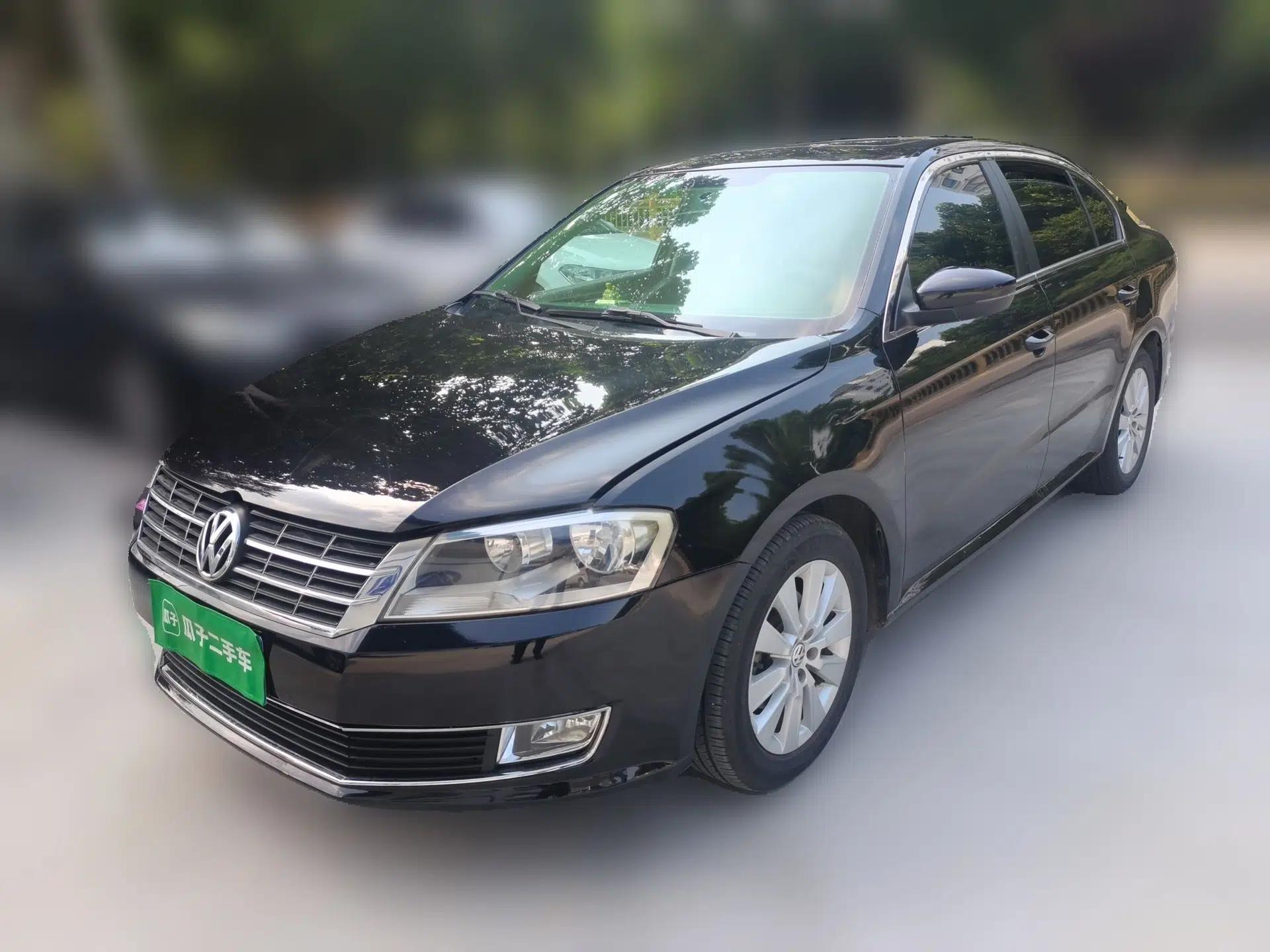 Volkswagen Lavida 2013 Restyled Classic 1.6L Manual Comfort Edition — миниатюра 1