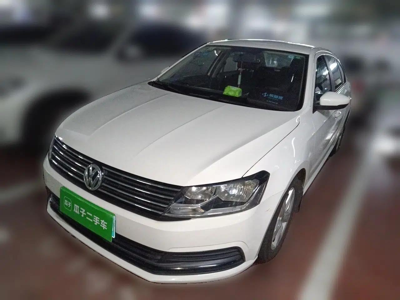 Volkswagen Lavida 2017 1.6L Automatic Fashion Edition — миниатюра 1