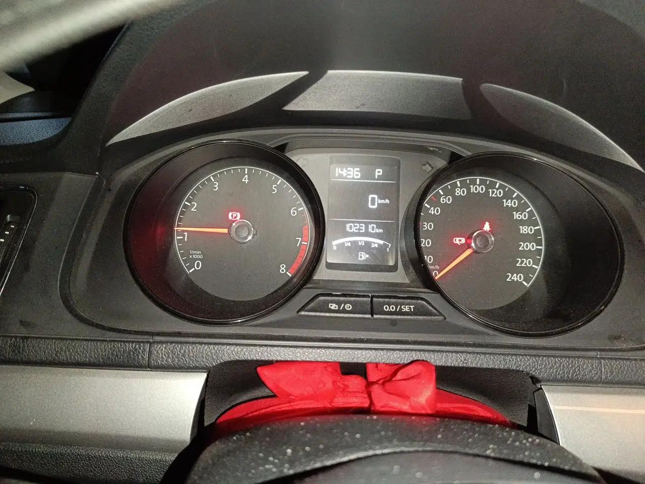 Volkswagen Lavida 2017 1.6L Automatic Fashion Edition — миниатюра 12