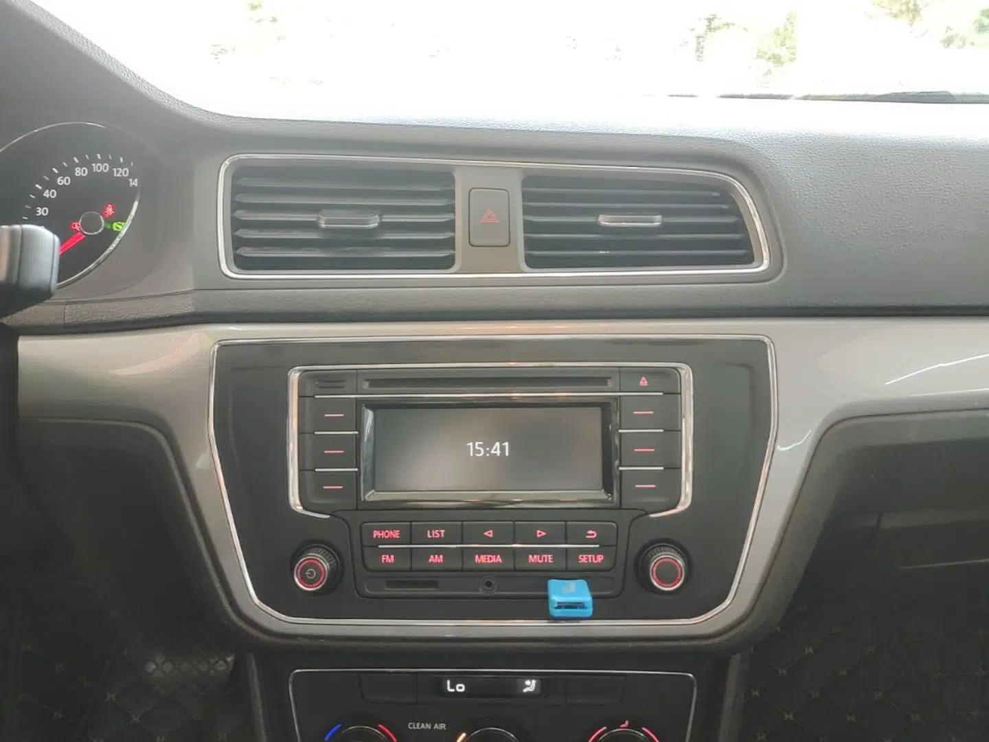 Volkswagen Lavida 2017 230TSI DSG Comfort Edition — миниатюра 15