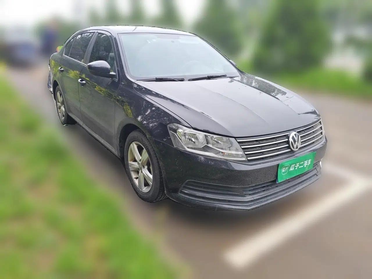 Volkswagen Lavida 2017 1.6L Automatic Fashion Edition — миниатюра 3