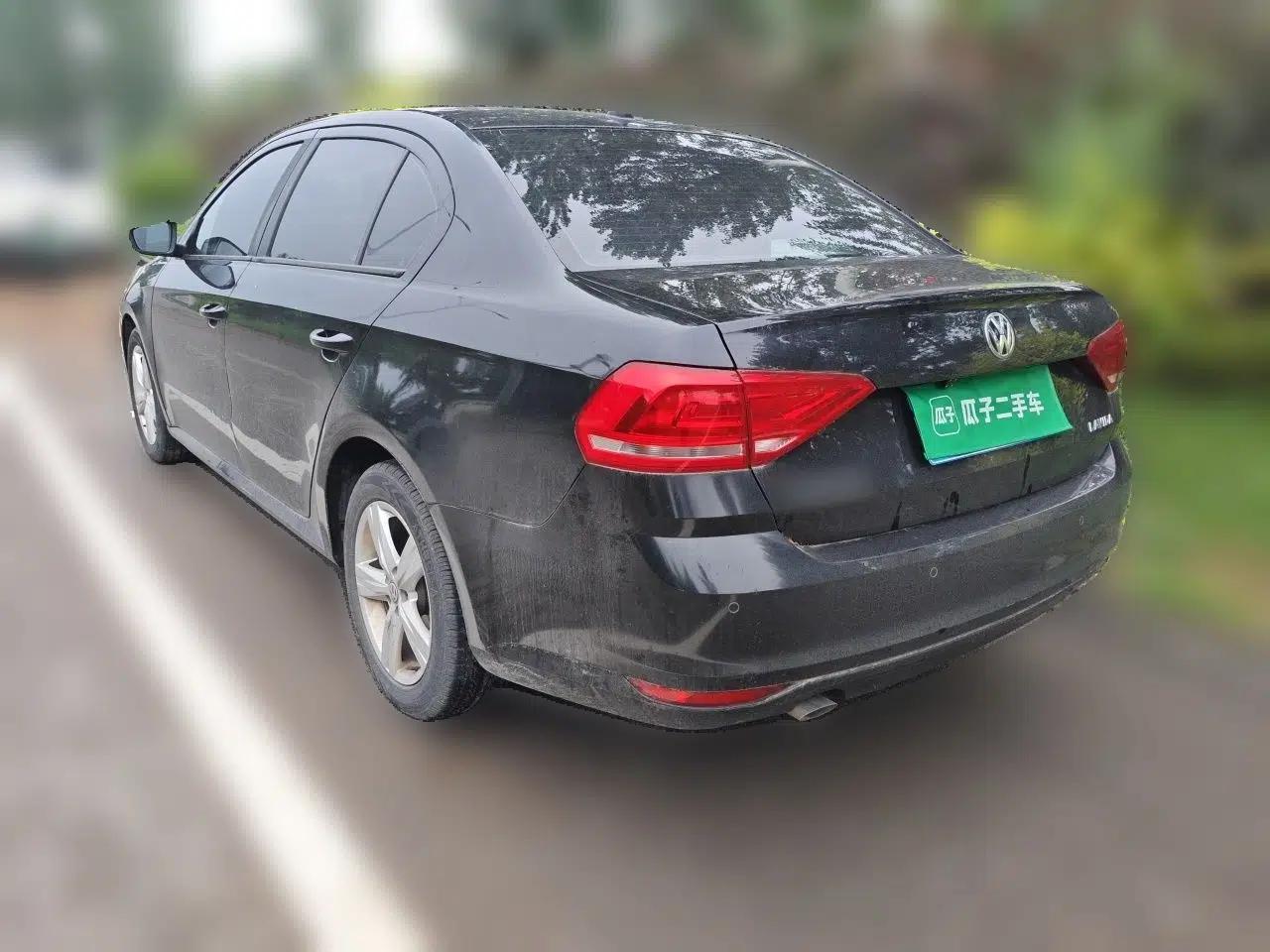 Volkswagen Lavida 2017 1.6L Automatic Fashion Edition — миниатюра 4