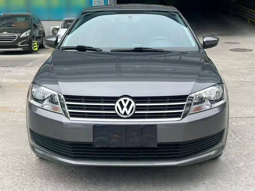 Volkswagen Lavida 2013 Revised Classic 1.6L Automatic Fashion Edition — миниатюра 19