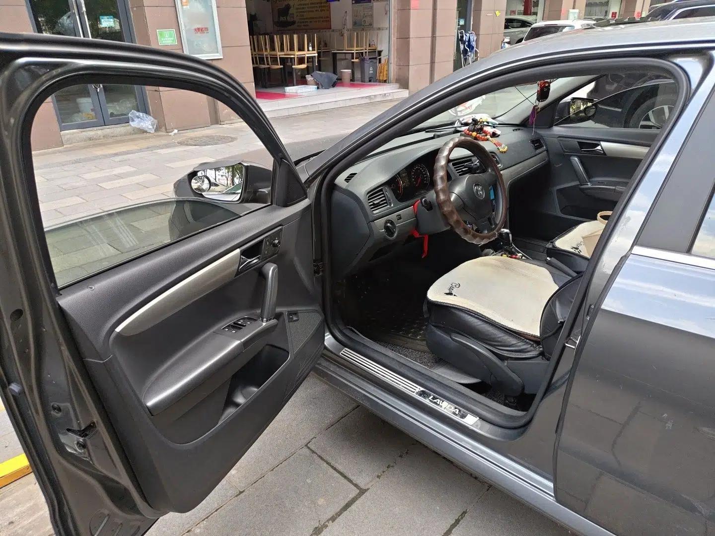 Volkswagen Lavida 2013 1.4TSI DSG Comfort Edition — миниатюра 16