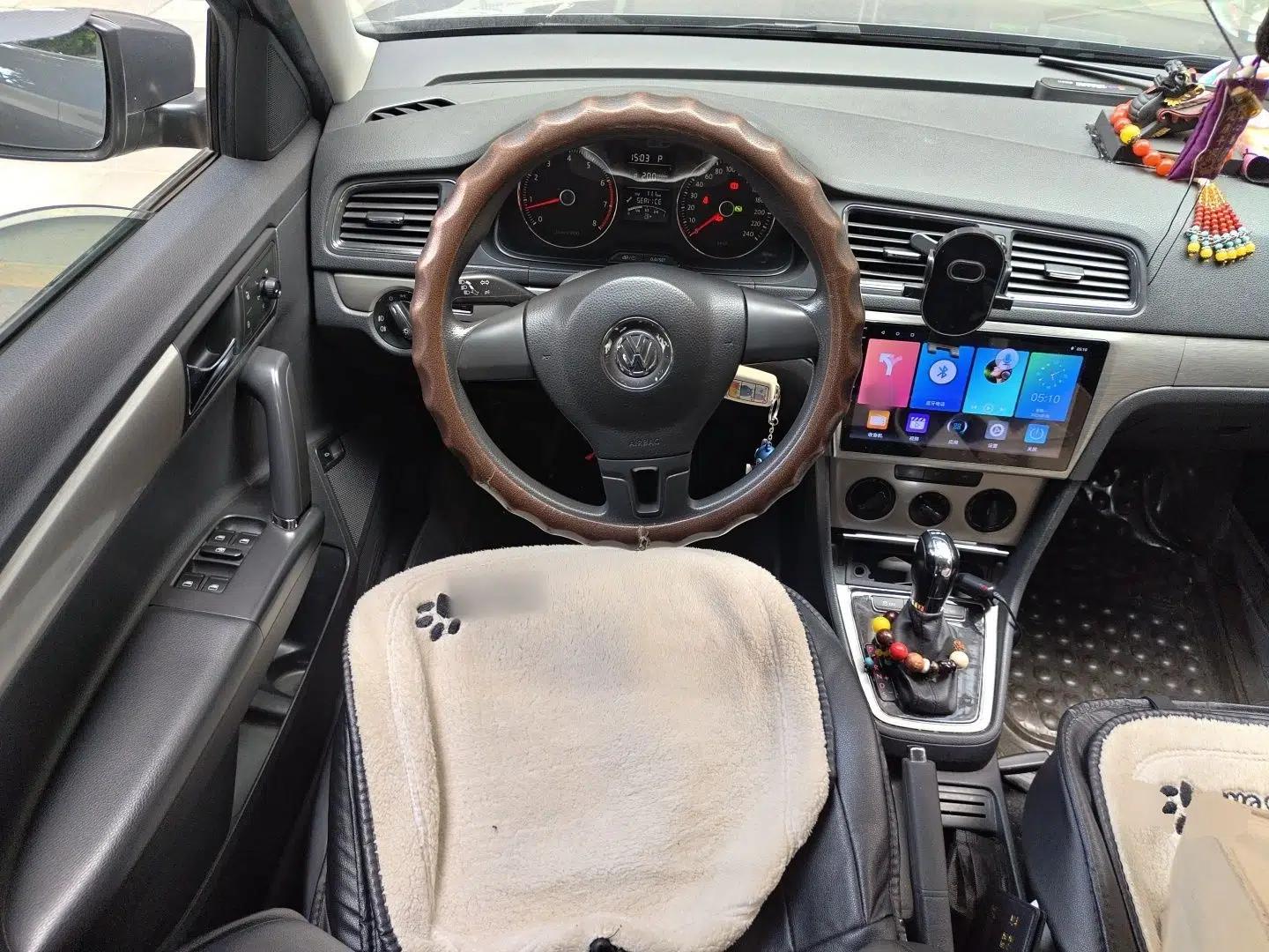 Volkswagen Lavida 2013 1.4TSI DSG Comfort Edition — миниатюра 10
