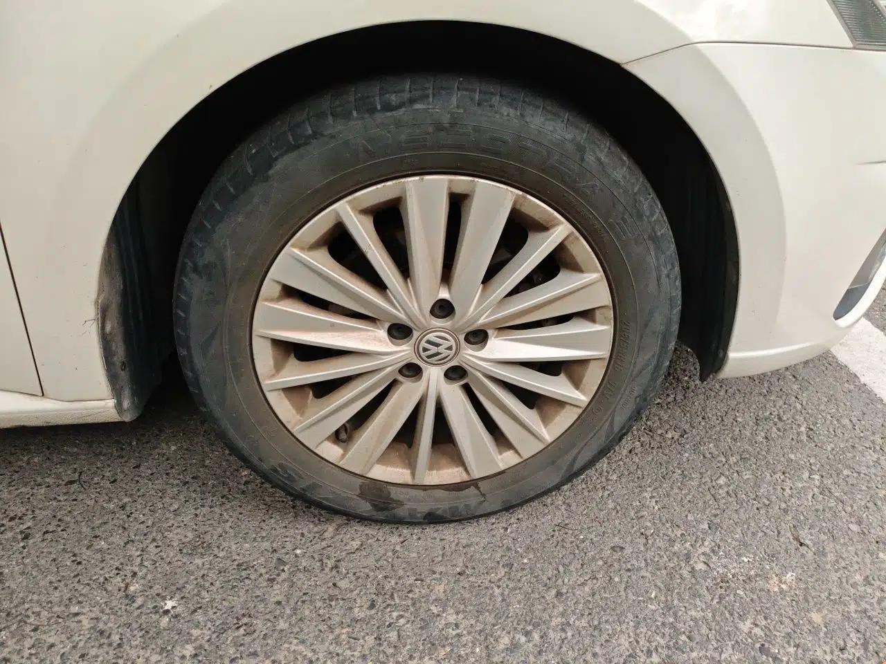 Volkswagen Lavida 2019 Lavida Start 1.5L Automatic Comfort Edition China VI Standard — миниатюра 8