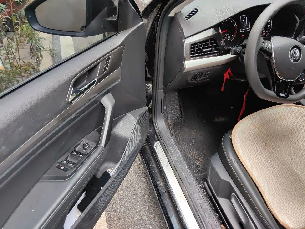 Volkswagen Lavida 2019 1.5L Automatic Comfort Edition China VI Standard — миниатюра 16