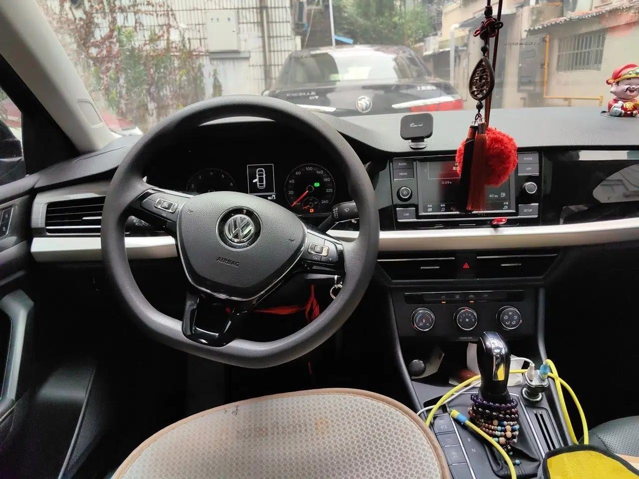 Volkswagen Lavida 2019 1.5L Automatic Comfort Edition China VI Standard — миниатюра 10