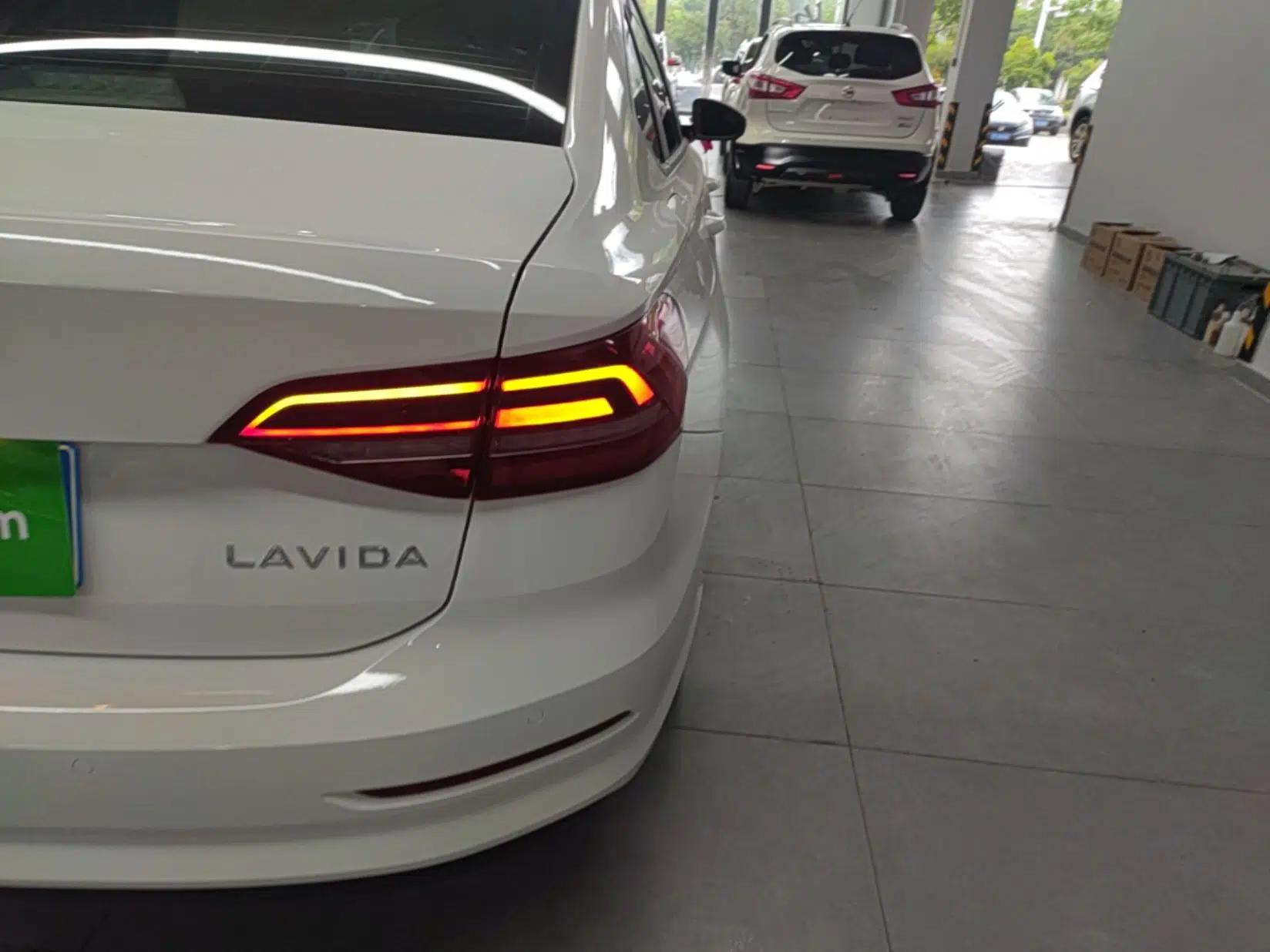 Volkswagen Lavida 2021 1.5L Automatic Fashion Edition — миниатюра 9