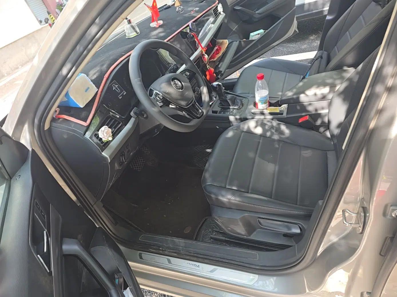 Volkswagen Lavida 2019 1.5L Automatic Comfort Edition China VI Standard — миниатюра 15