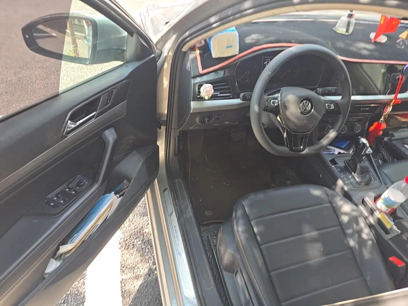 Volkswagen Lavida 2019 1.5L Automatic Comfort Edition China VI Standard — миниатюра 16