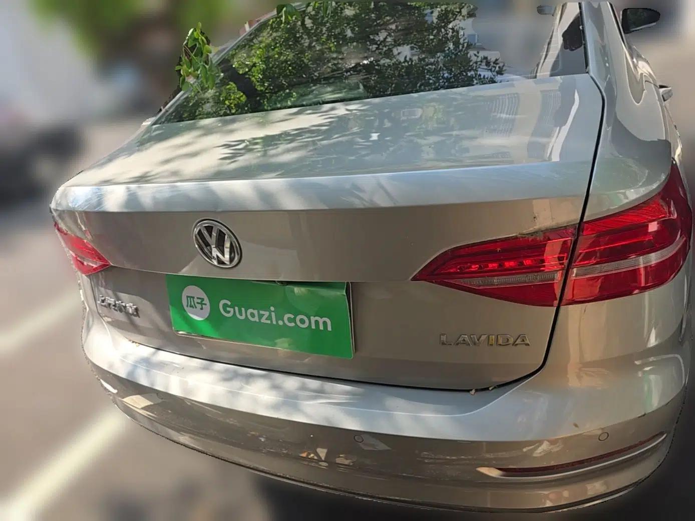 Volkswagen Lavida 2019 1.5L Automatic Comfort Edition China VI Standard — миниатюра 5