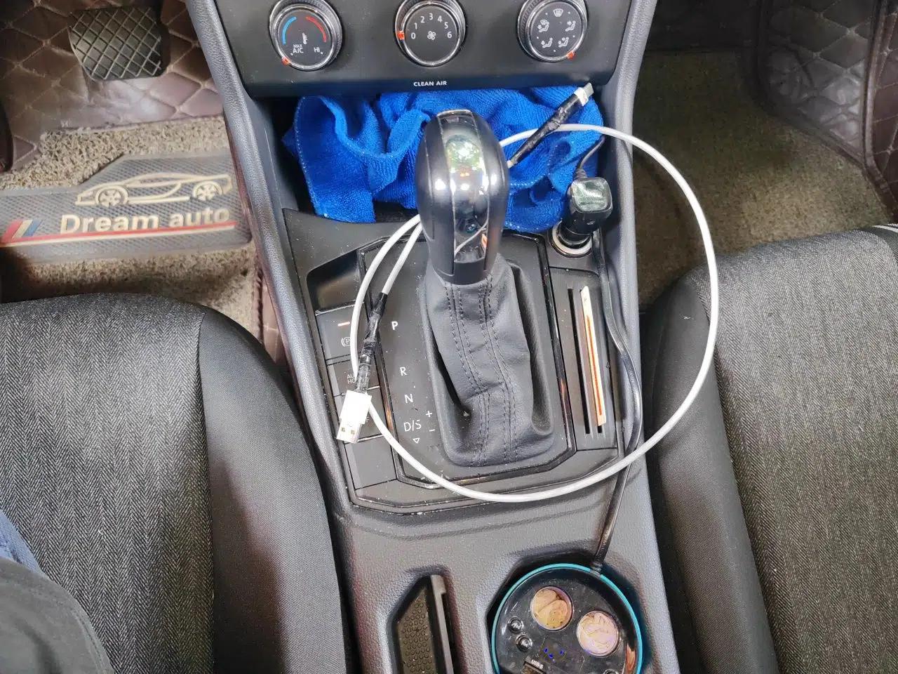 Volkswagen Lavida 2019 1.5L Automatic Fashion Edition China VI — миниатюра 14