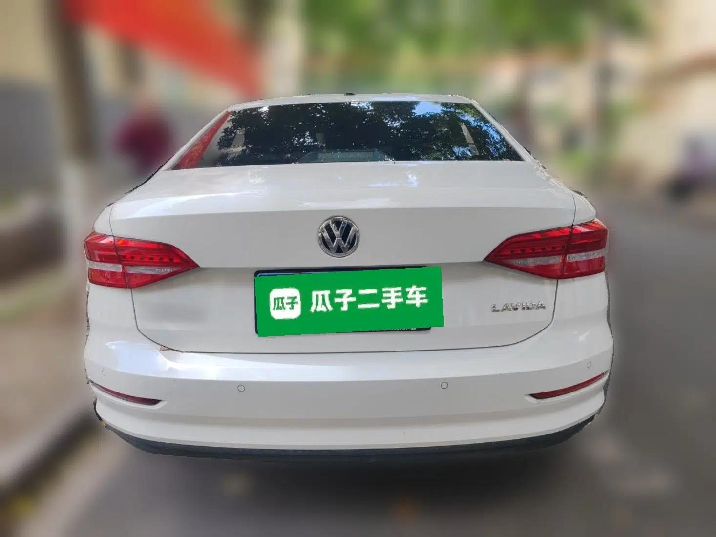 Volkswagen Lavida 2019 1.5L Automatic Fashion Edition China VI — миниатюра 5