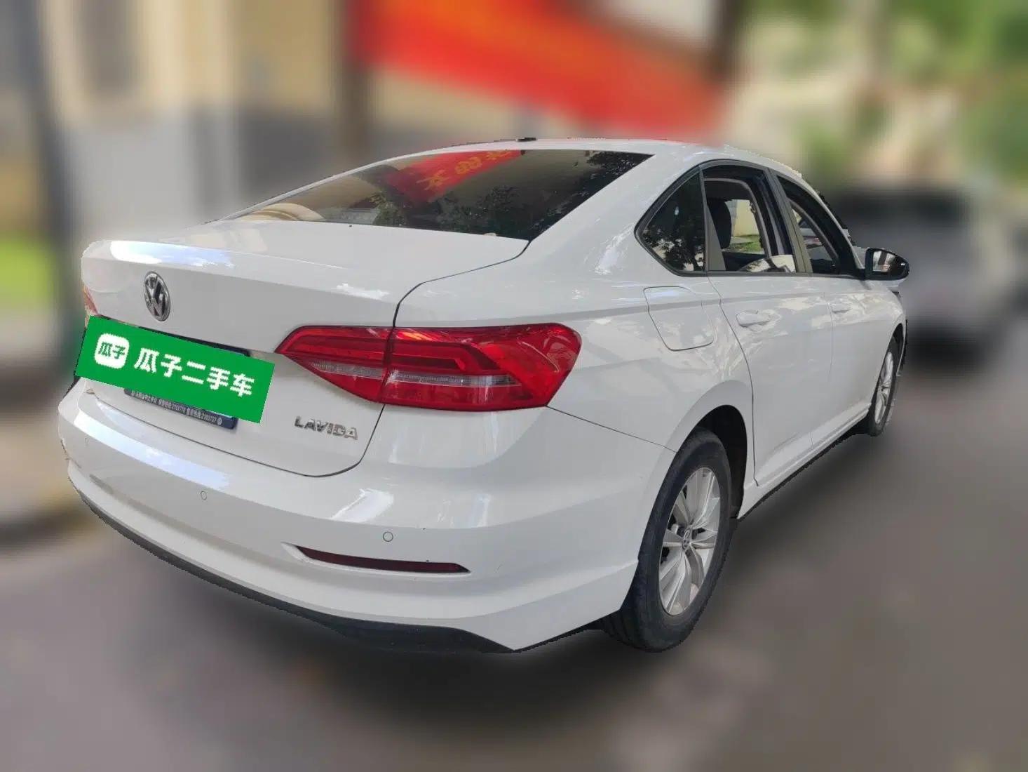 Volkswagen Lavida 2019 1.5L Automatic Fashion Edition China VI — миниатюра 6