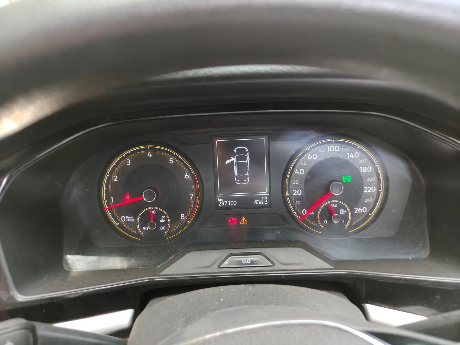Volkswagen Lavida 2018 1.5L Automatic Comfort Edition China V Standard — миниатюра 11