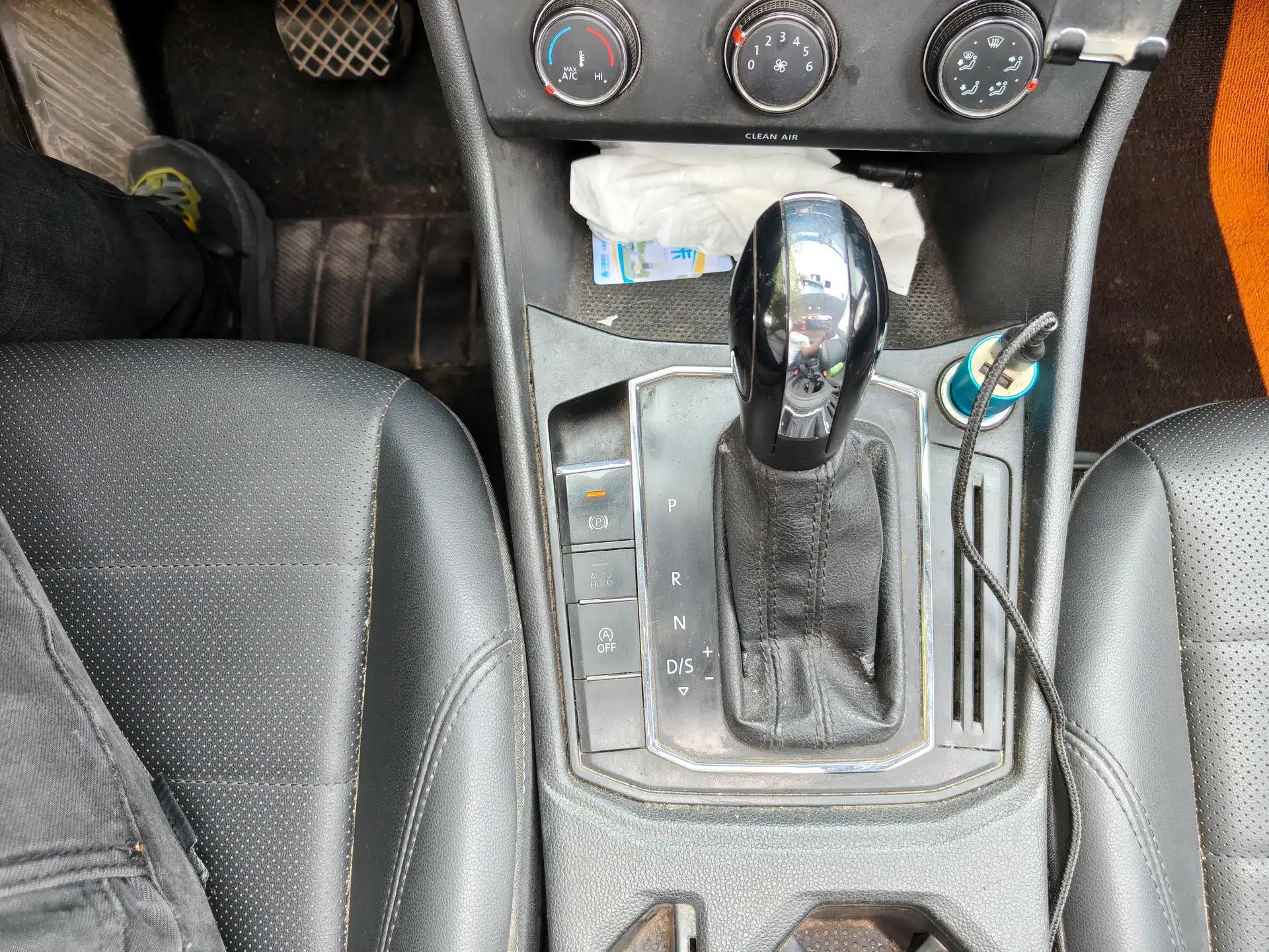 Volkswagen Lavida 2018 1.5L Automatic Comfort Edition China V Standard — миниатюра 14