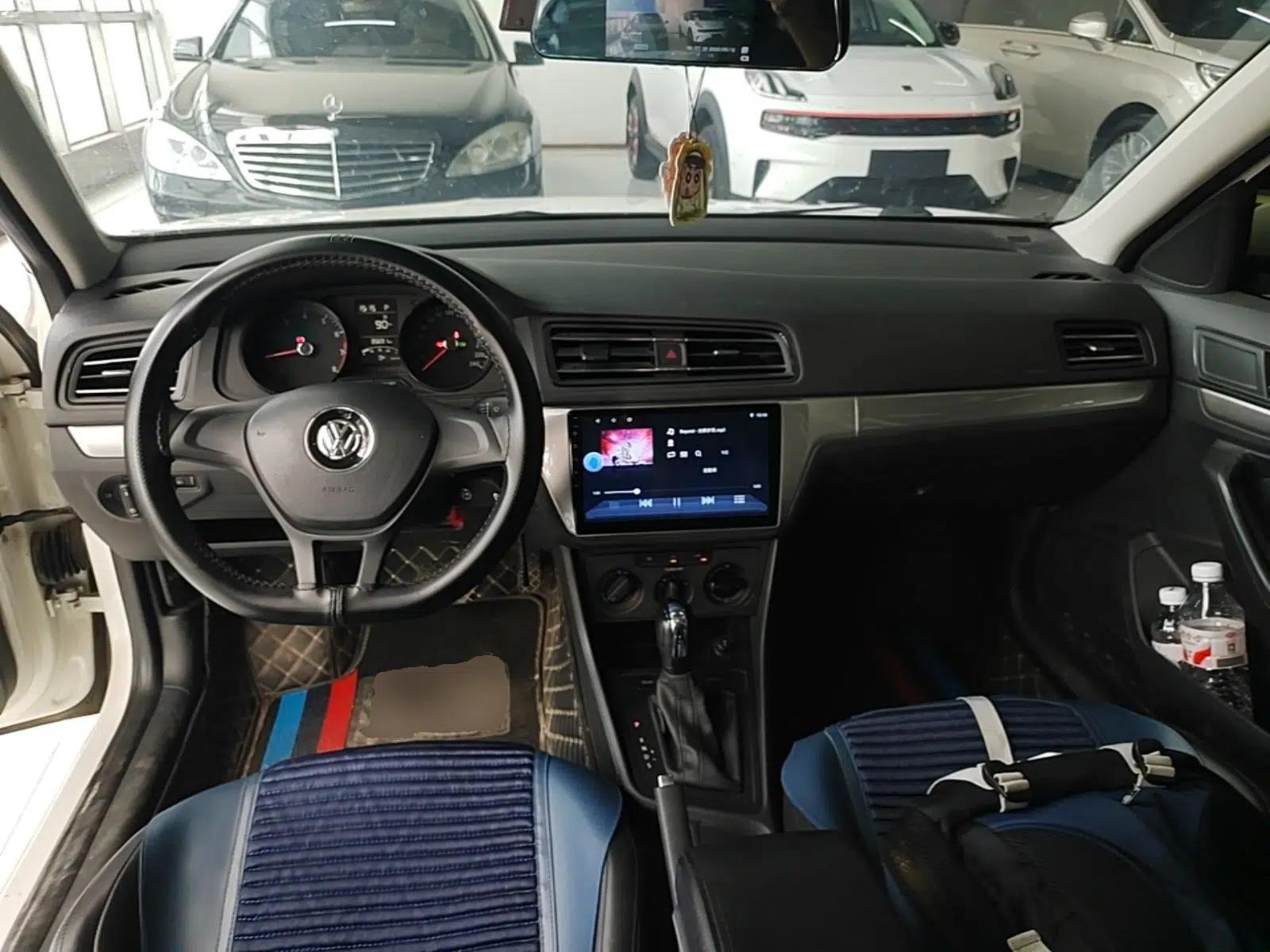 Volkswagen Lavida 2019 Lavida Start 1.5L Automatic Trendy Version China VI Standard — миниатюра 12