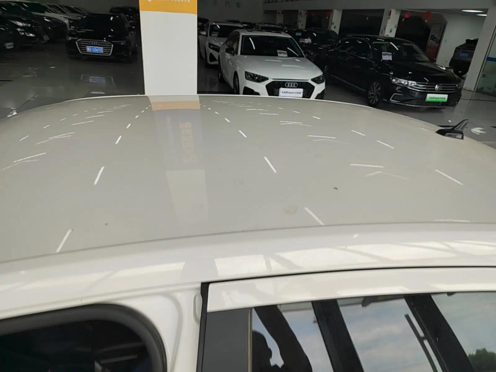 Volkswagen Lavida 2019 Lavida Start 1.5L Automatic Trendy Version China VI Standard — миниатюра 7
