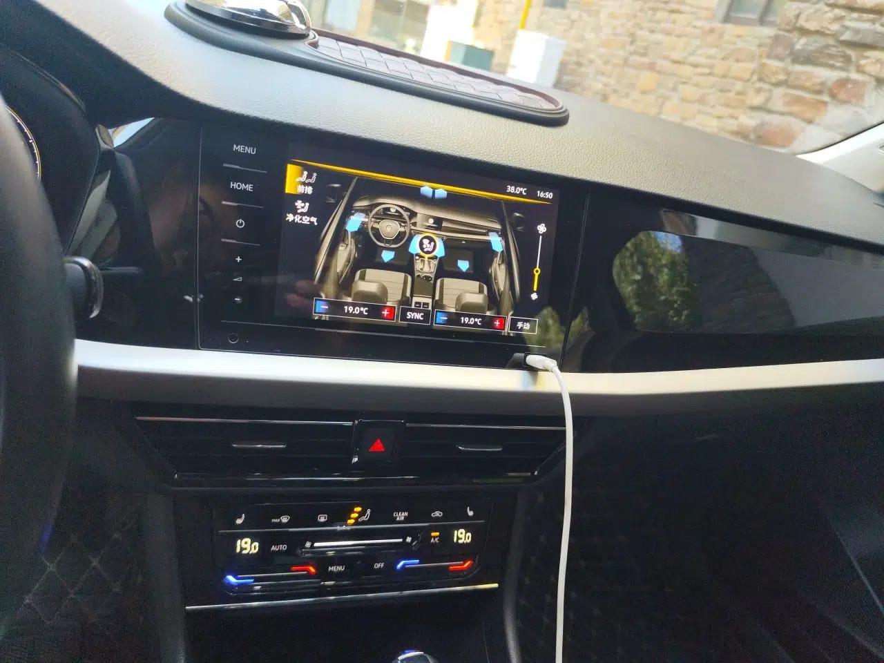 Volkswagen Lavida 2021 280TSI DSG Luxury Edition — миниатюра 13
