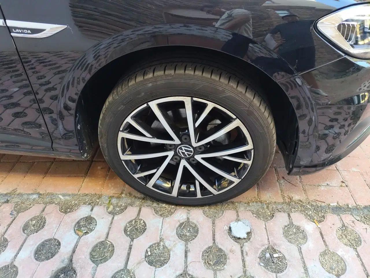 Volkswagen Lavida 2021 280TSI DSG Luxury Edition — миниатюра 8