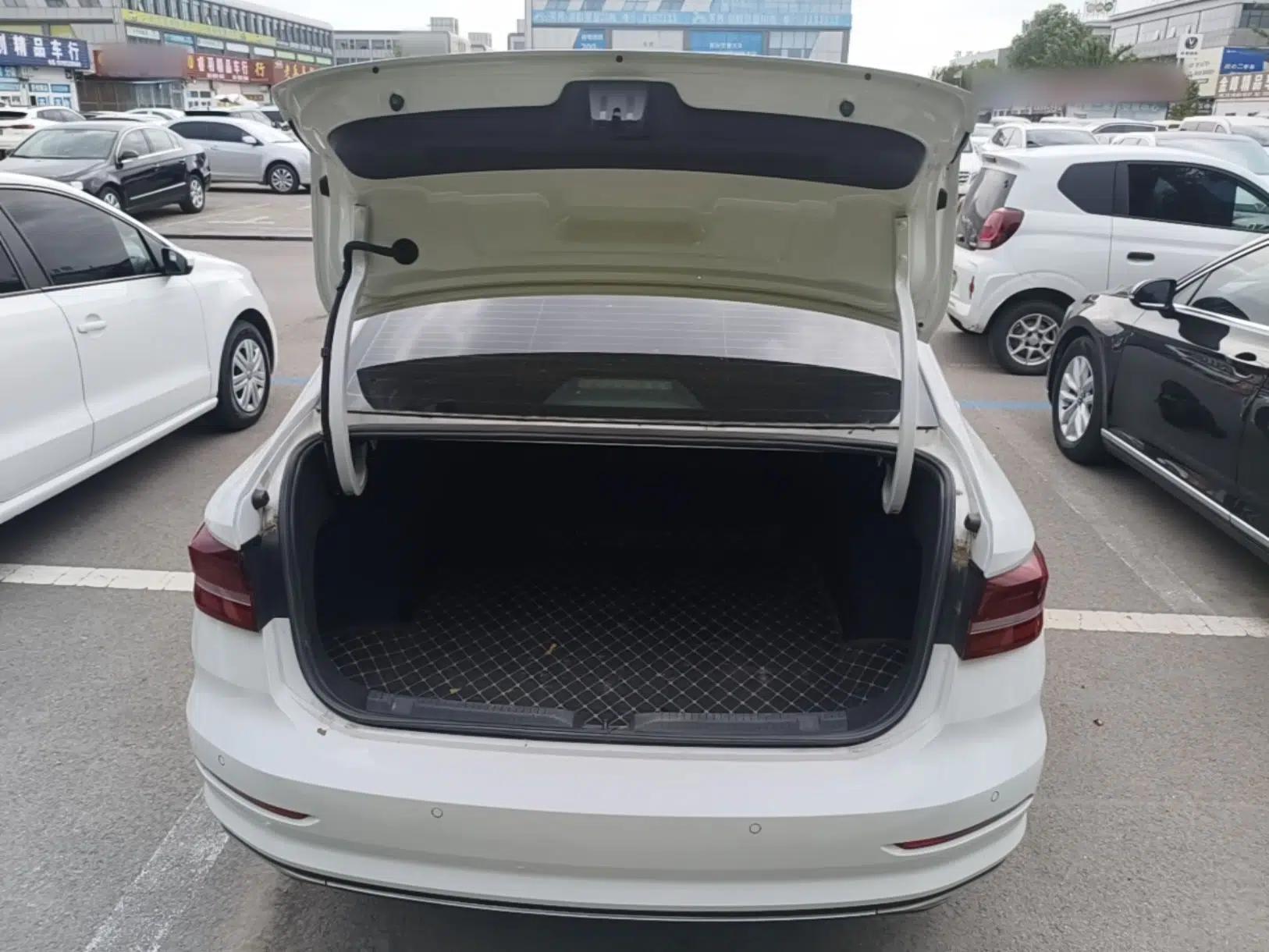 Volkswagen Lavida 2021 280TSI DSG Comfort Edition — миниатюра 22