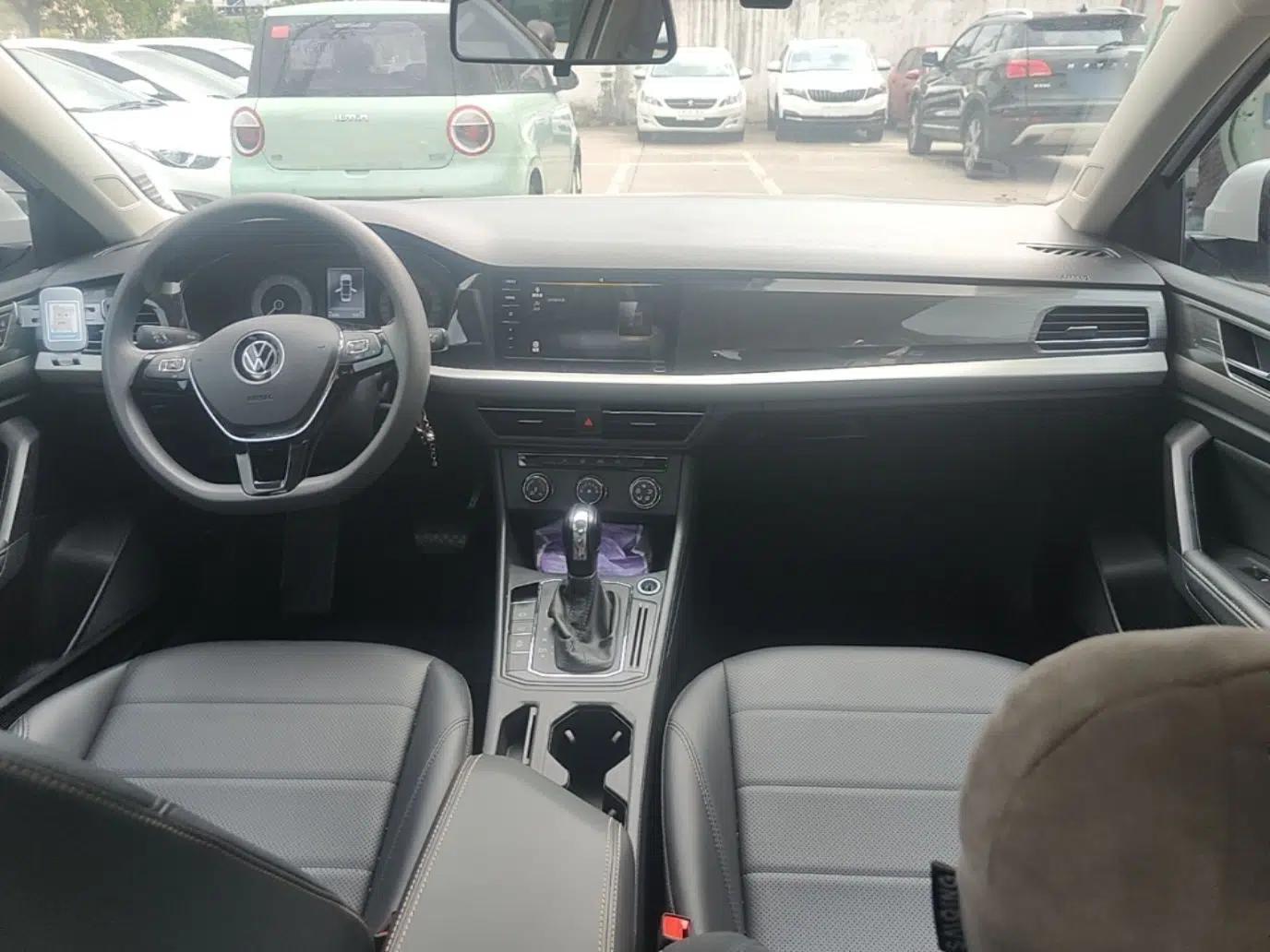 Volkswagen Lavida 2019 1.5L Automatic Comfort Edition China VI Standard — миниатюра 12
