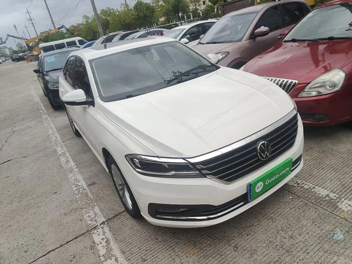 Volkswagen Lavida 2019 1.5L Automatic Comfort Edition China VI Standard — миниатюра 3