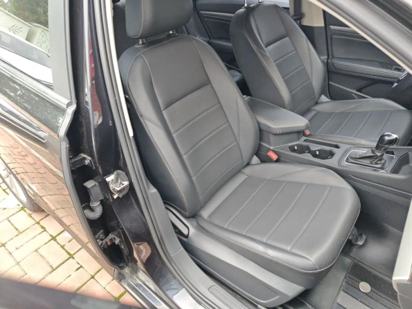 Volkswagen Lavida 2019 1.5L Automatic Comfort Edition China VI Standard — миниатюра 19